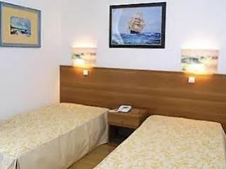 Hotel Residencial Queimada De Baixo Funchal  Pensión Funchal (Madeira)