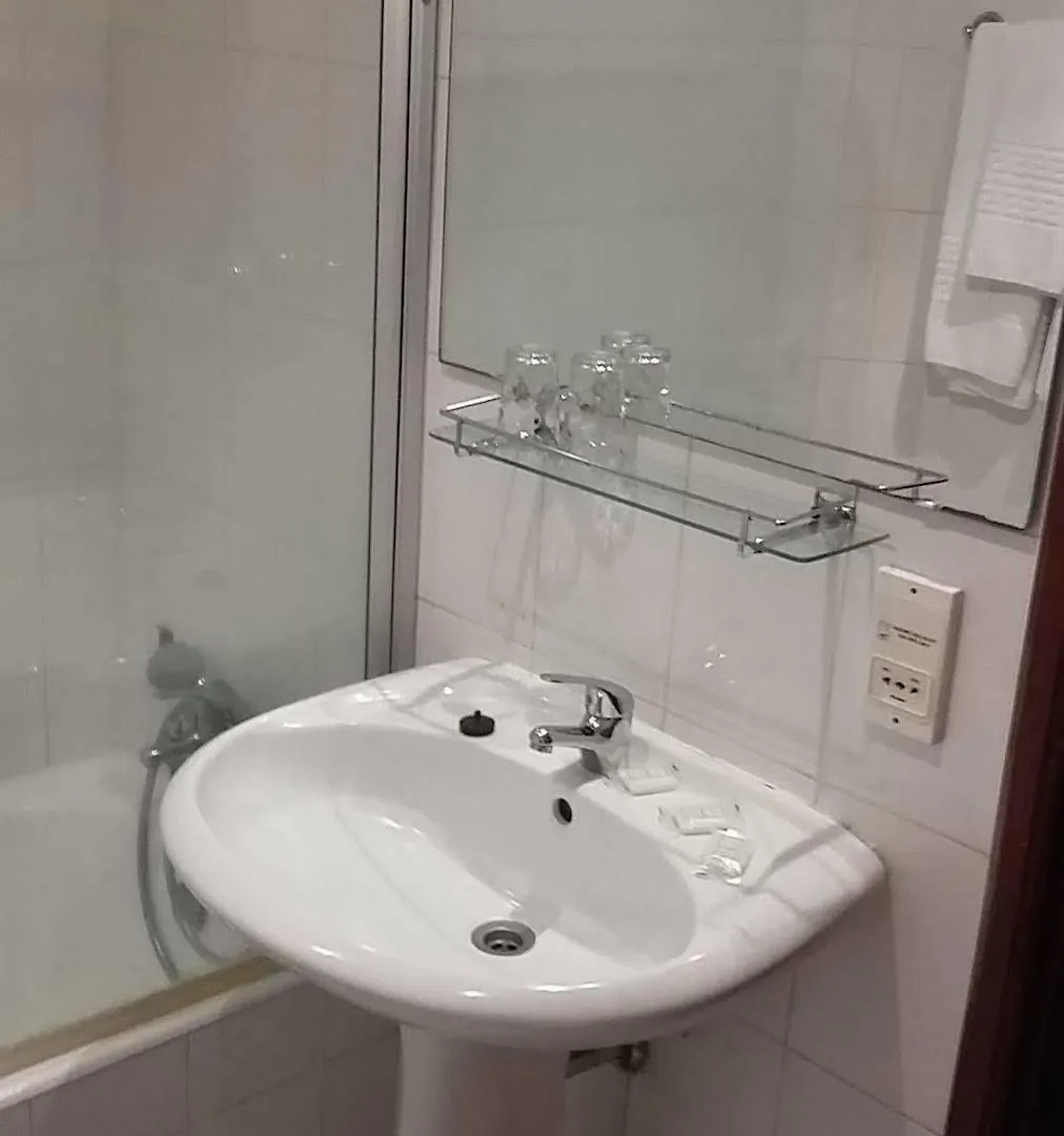 Πανσιόν Residencial Queimada De Baixo Ξενοδοχείο Φουνκάλ