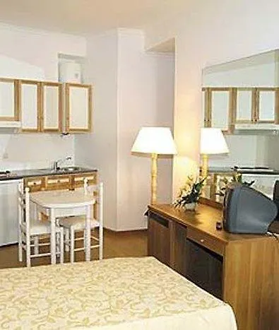 Residencial Queimada De Baixo Ξενοδοχείο Φουνκάλ